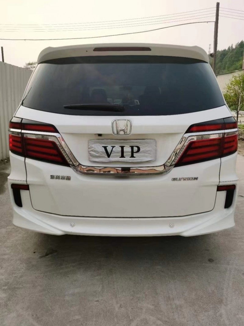 广州17年本田艾力绅8