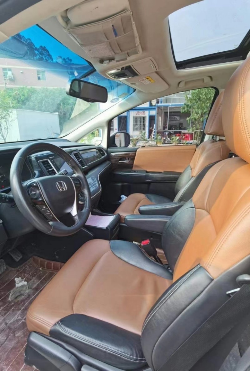 广州17年本田艾力绅3