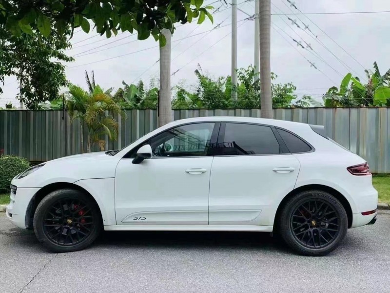 广州16年保时捷Macan3
