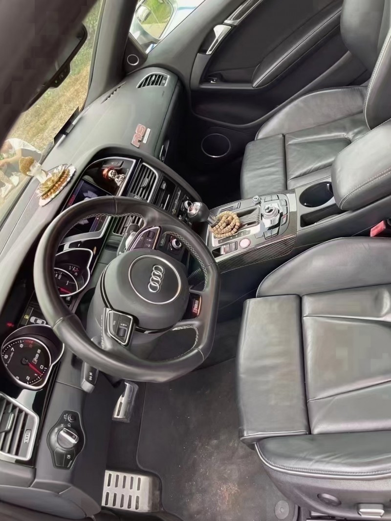 广州13年奥迪RS54