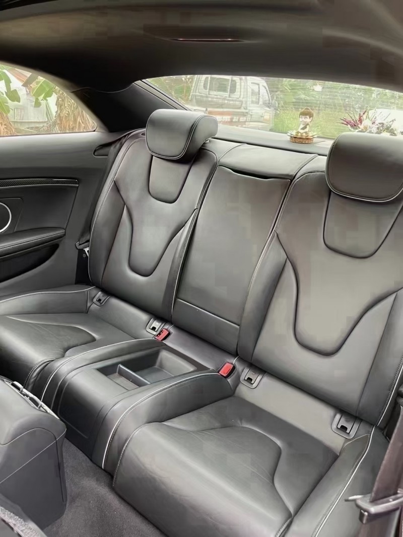 广州13年奥迪RS58