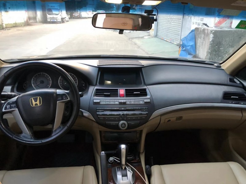 广州09年本田雅阁6