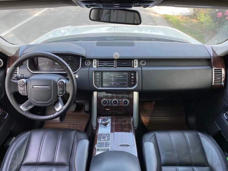 济宁14年路虎揽胜行政9