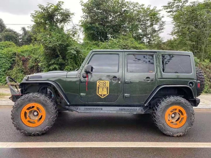 邵陽12年Jeep牧馬人4