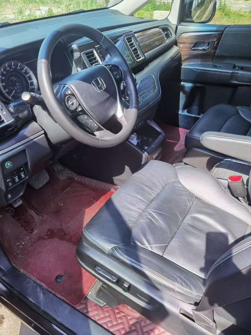 徐州16年本田艾力绅6