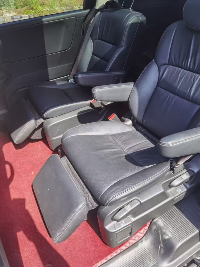 徐州16年本田艾力绅3