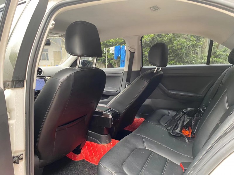 成都17年大众捷达6