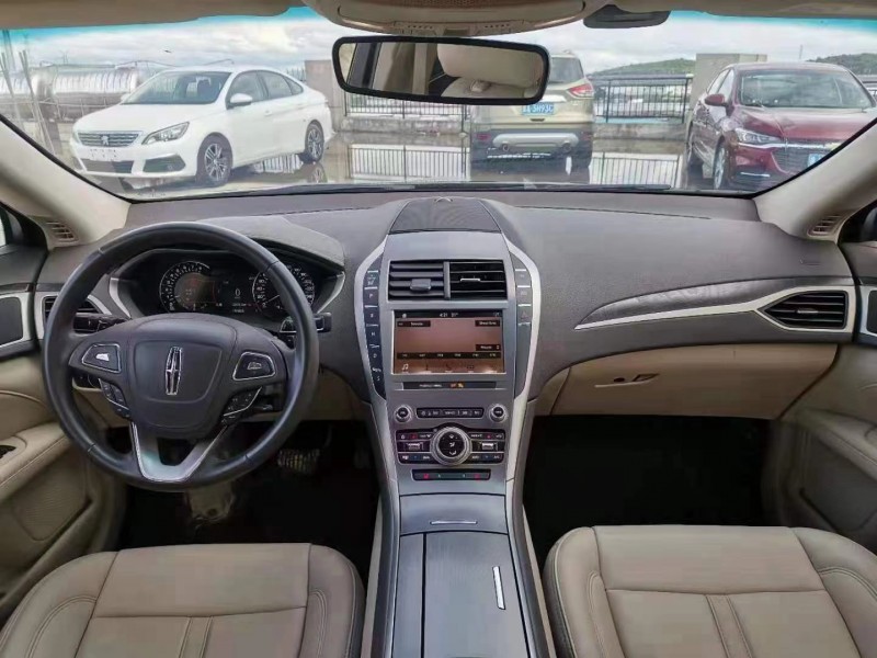 安順19年林肯MKZ6