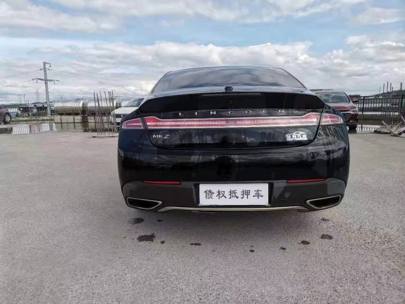 安順19年林肯MKZ3