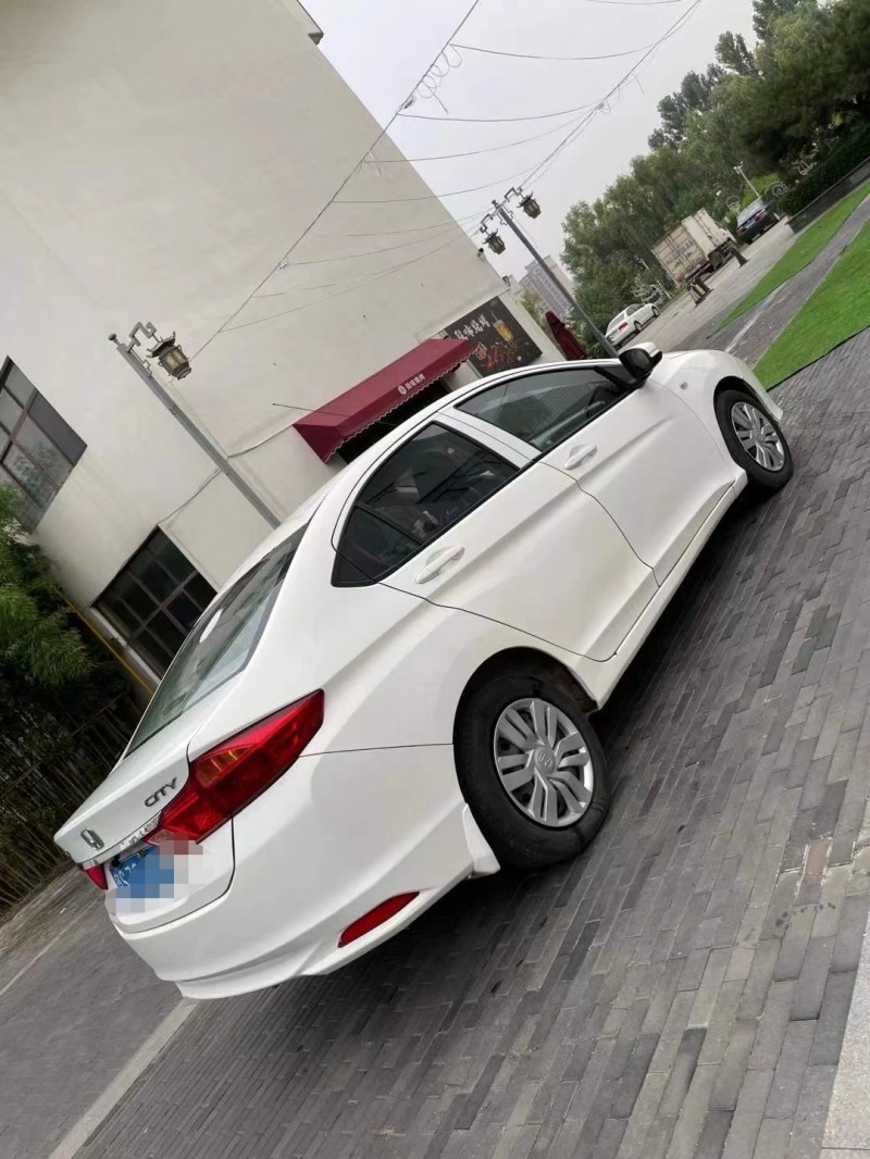 枣庄16年本田锋范4