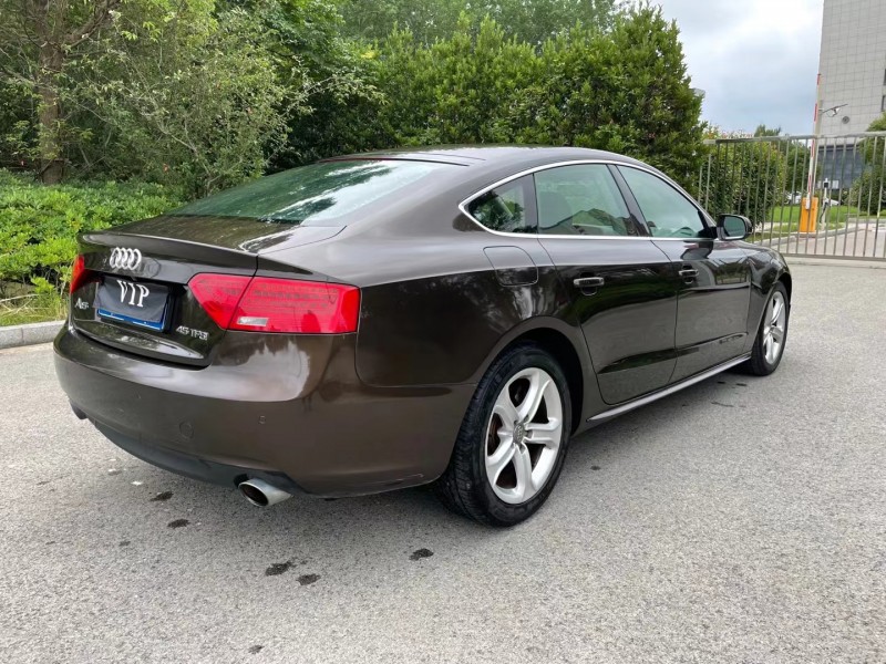 盐城14年奥迪A55