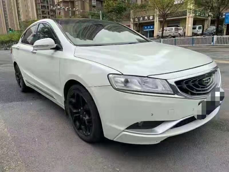 成都15年吉利博瑞8