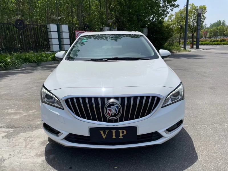 盐城17年别克威朗9