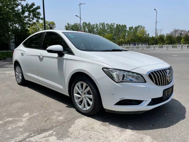 盐城17年别克威朗7