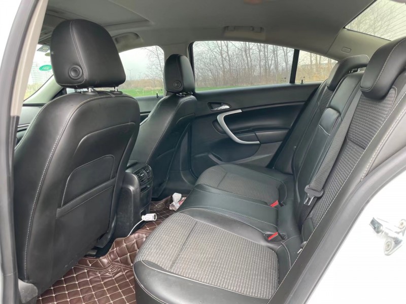 盐城16年别克君威6