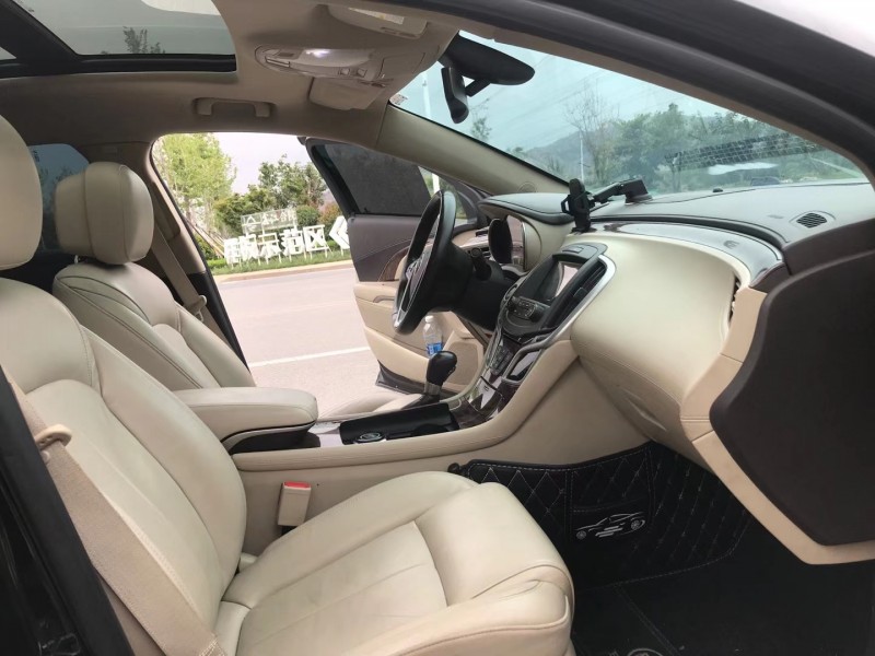 青岛14年别克君越2