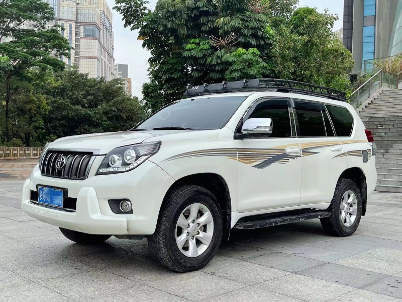 深圳12年丰田普拉多8