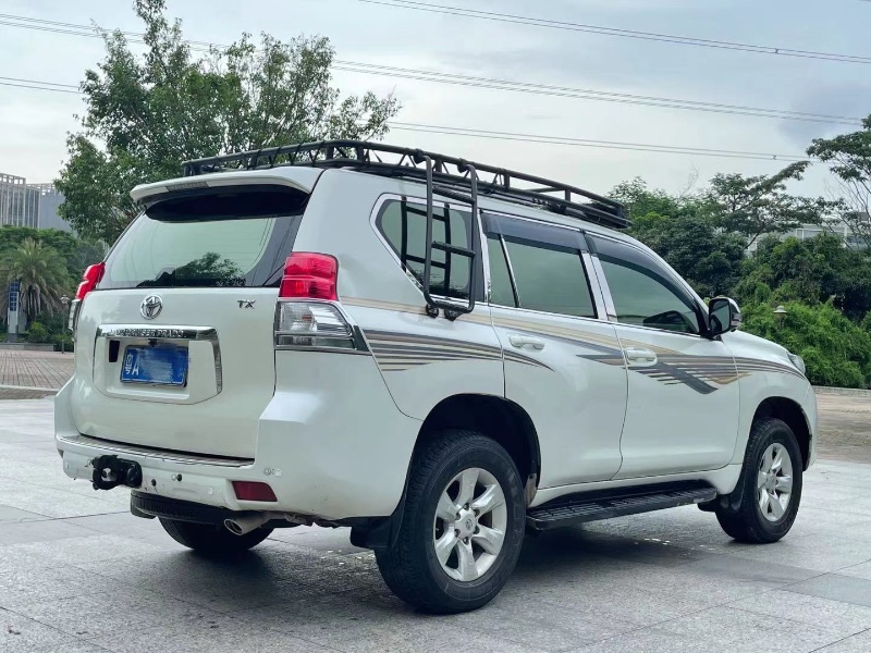 深圳12年丰田普拉多1