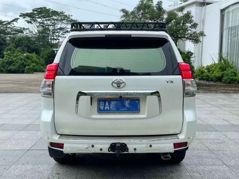 深圳12年丰田普拉多2