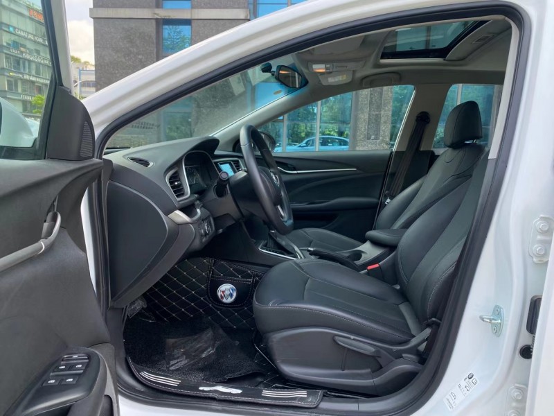 东莞20年别克英朗8