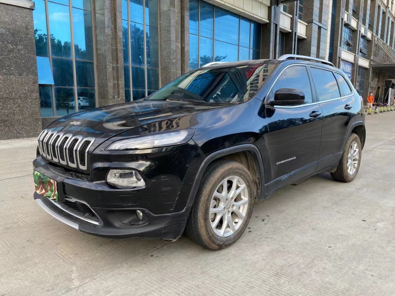 東莞18年Jeep自由光3