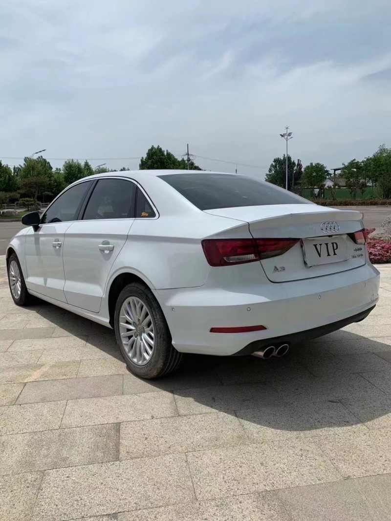 枣庄16年奥迪A38