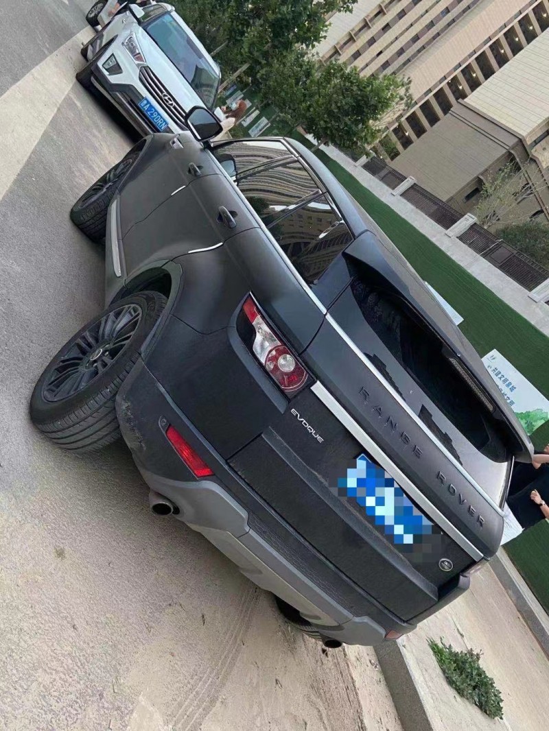 潍坊12年路虎极光5