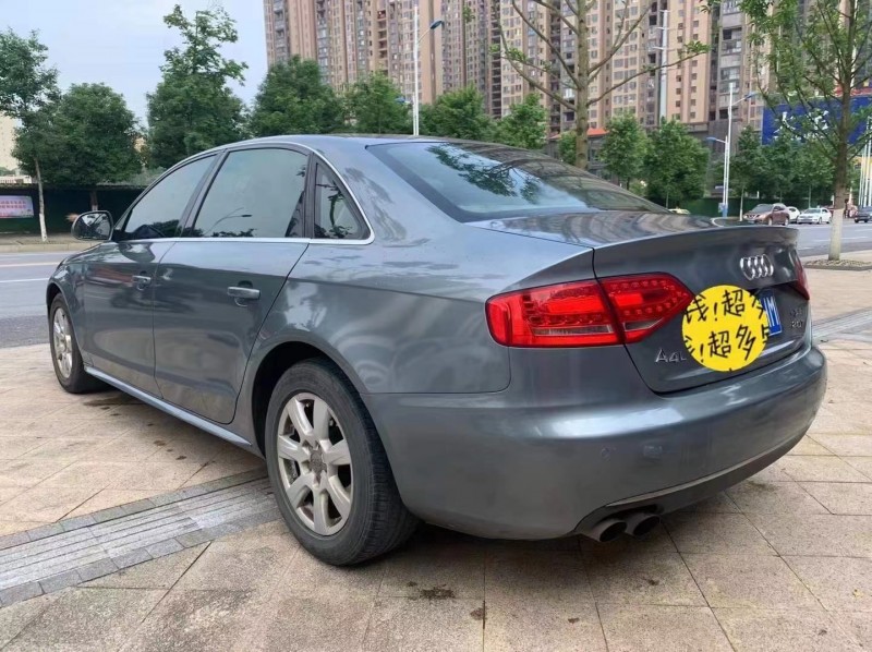 張家界15年奧迪A4L2