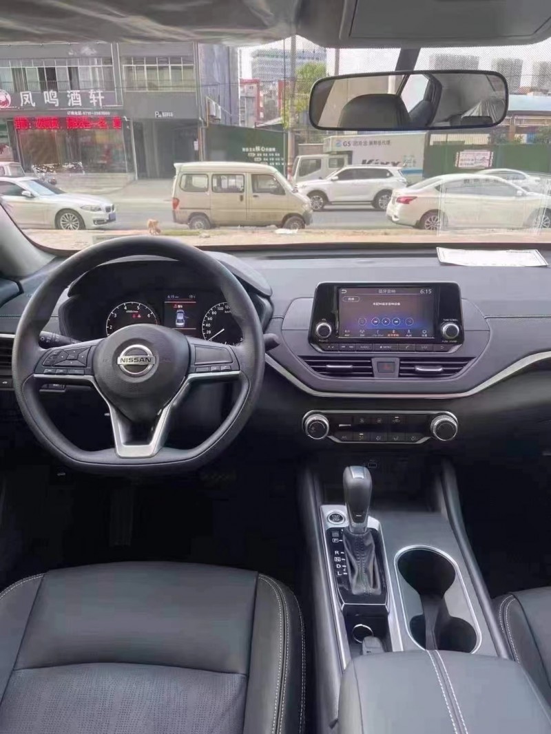 宜昌21年日產天籟6