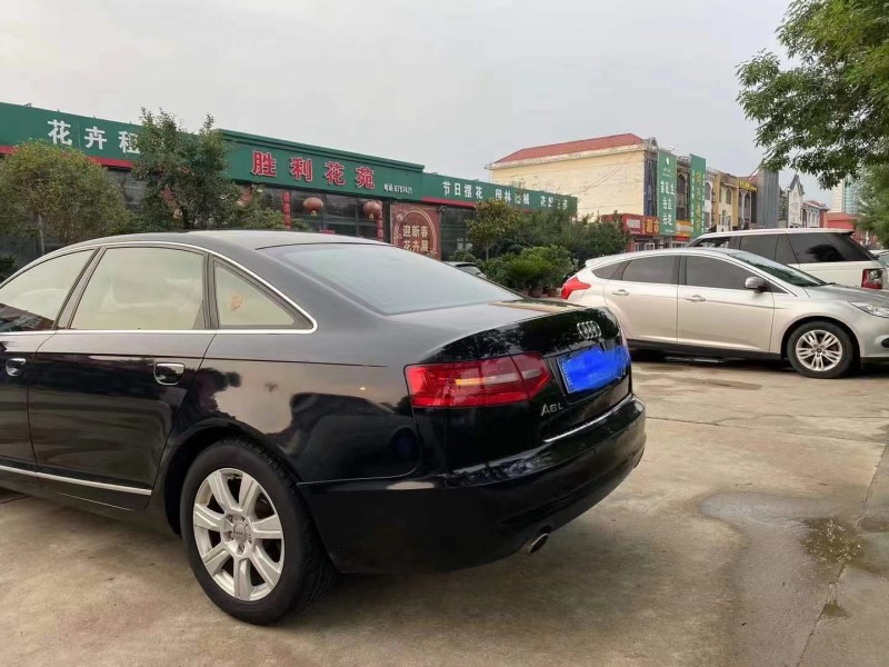 萊蕪10年奧迪A6L8