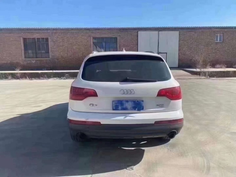 呼和浩特12年奧迪Q72