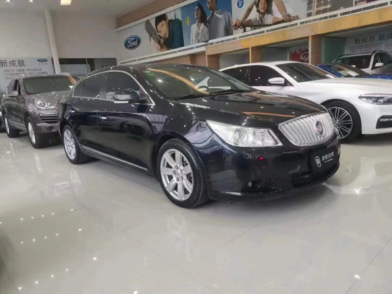 邢台12年别克君越7