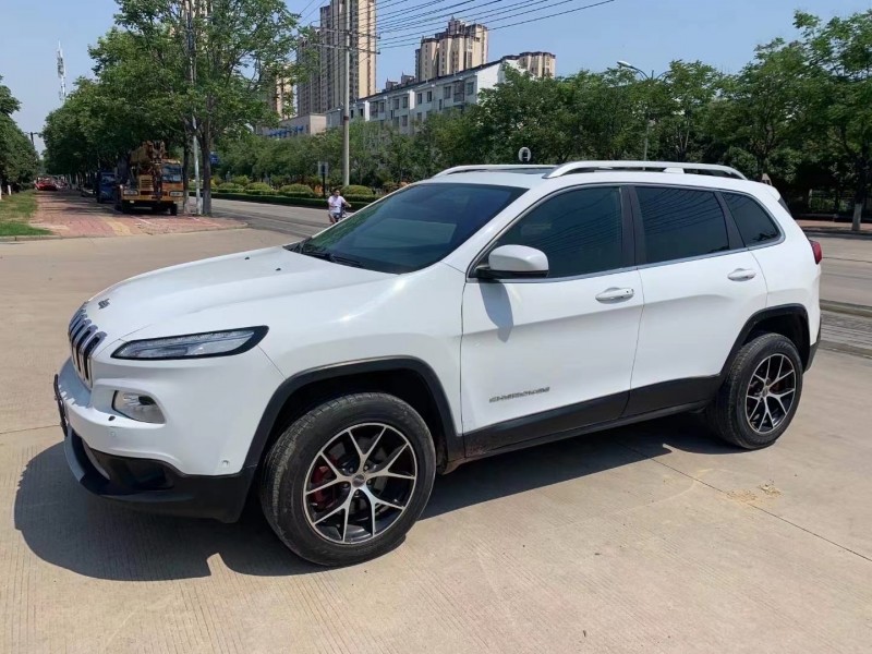 淮南14年Jeep自由光6