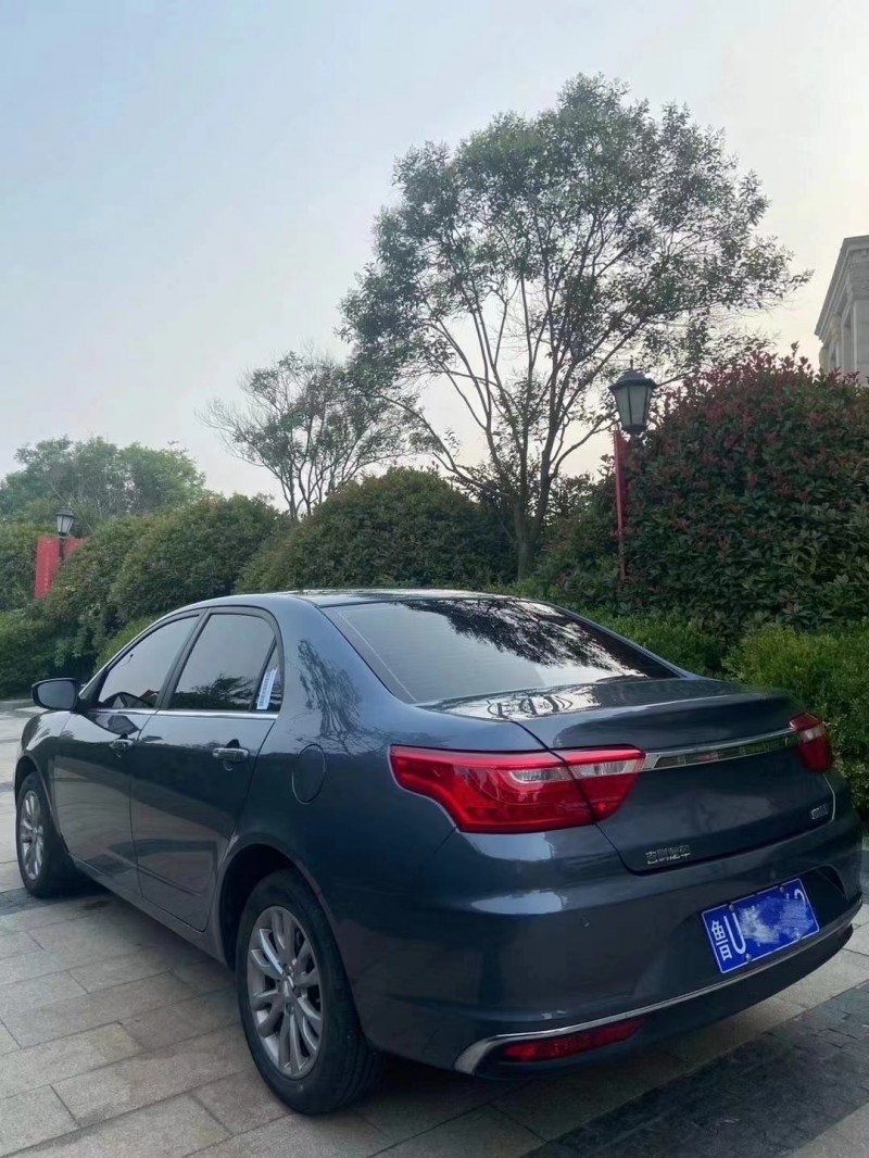 济宁20年吉利远景X66