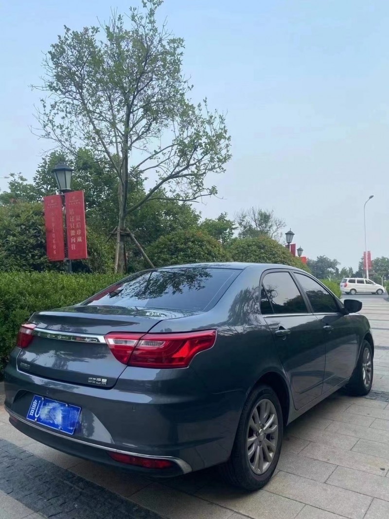 济宁20年吉利远景X68