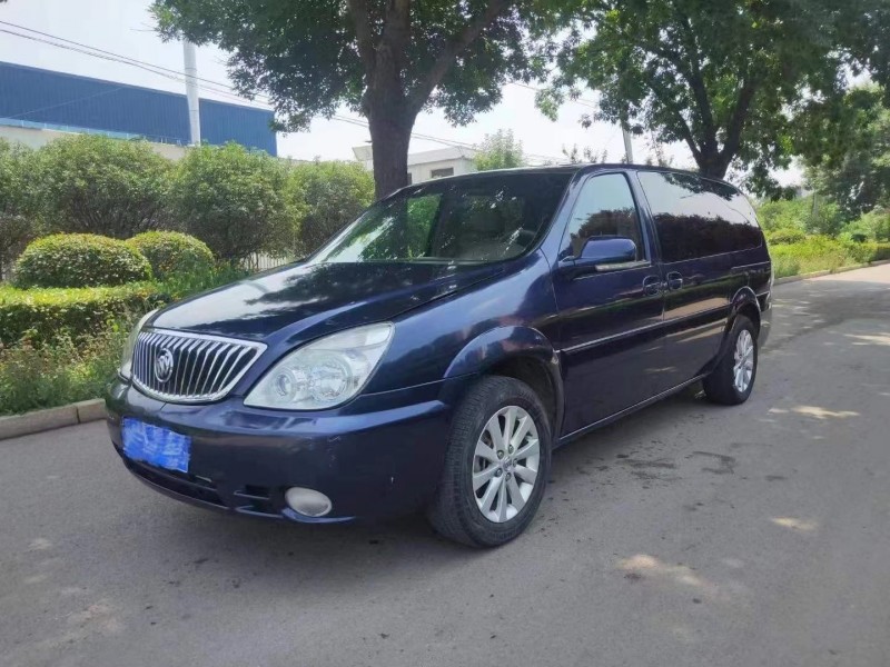 枣庄17年别克GL82