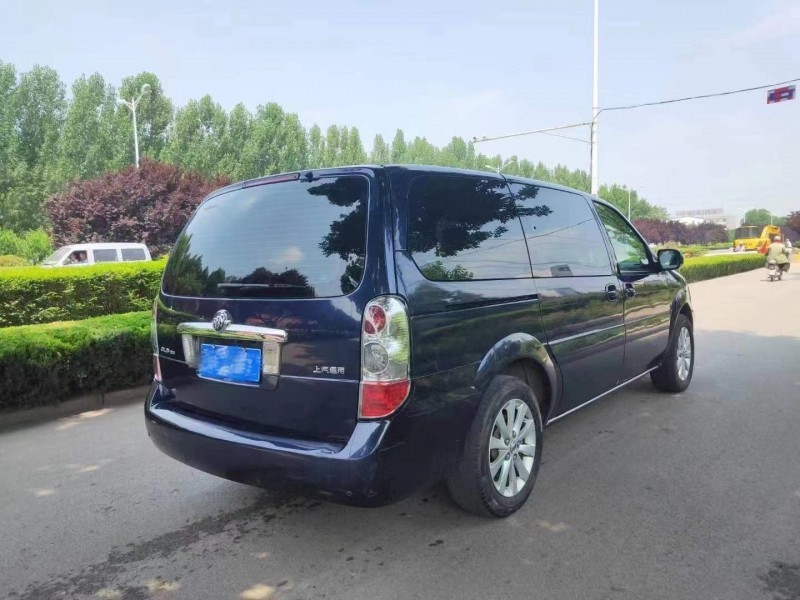 枣庄17年别克GL88