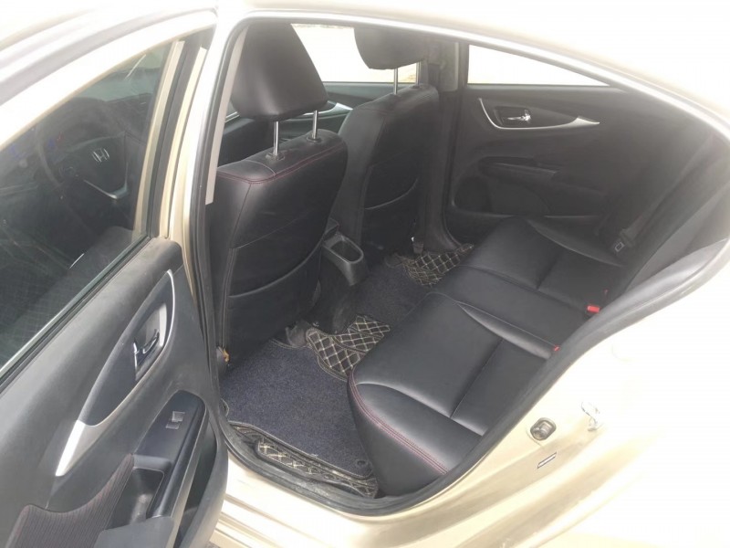 广州16年本田凌派4