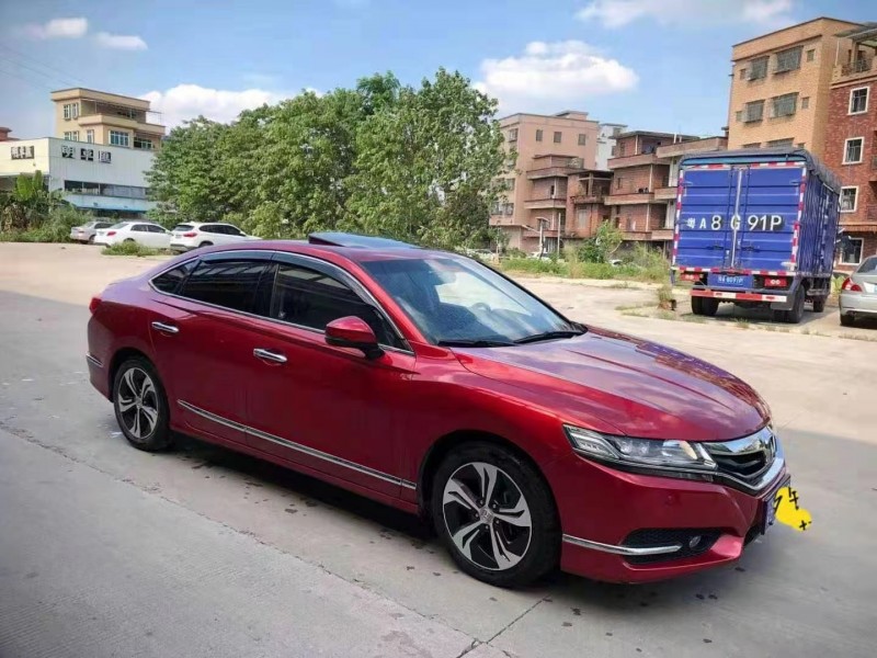 广州15年本田思铂睿2