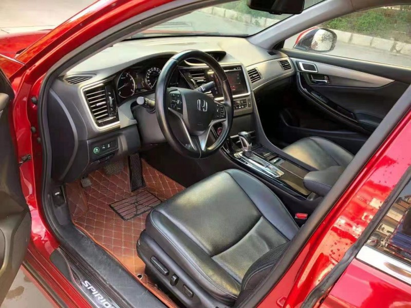 广州15年本田思铂睿9