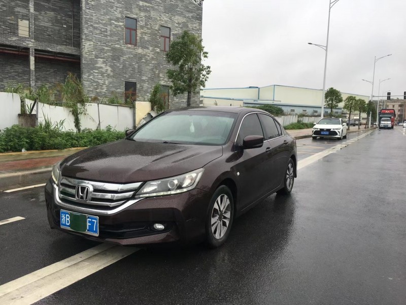 广州14年本田雅阁5