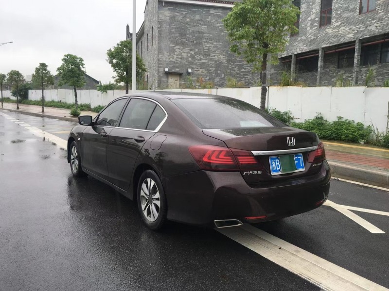广州14年本田雅阁7