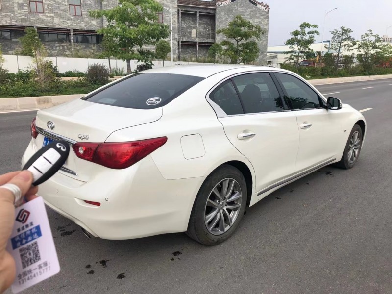 廣州16年英菲尼迪Q50L8