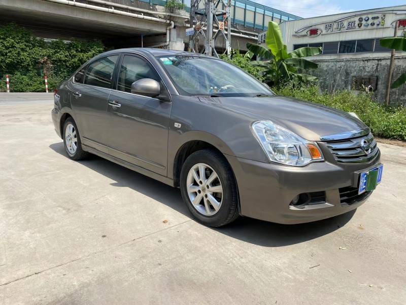 广州抵押车13年日产轩逸出售