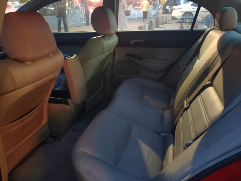 广州08年本田思域3