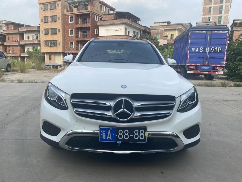 广州16年奔驰GLC1