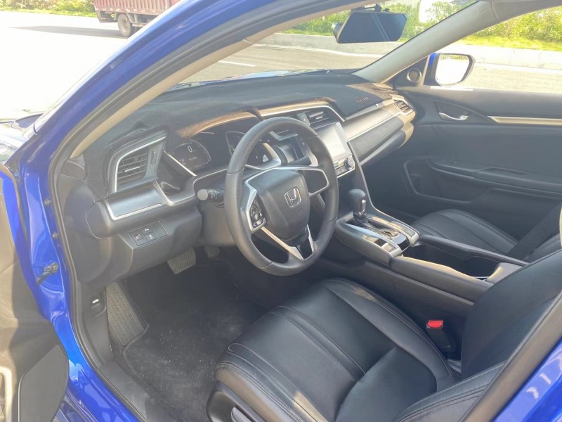 广州18年本田思域3