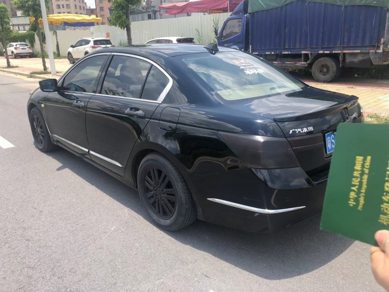 广州13年本田雅阁7