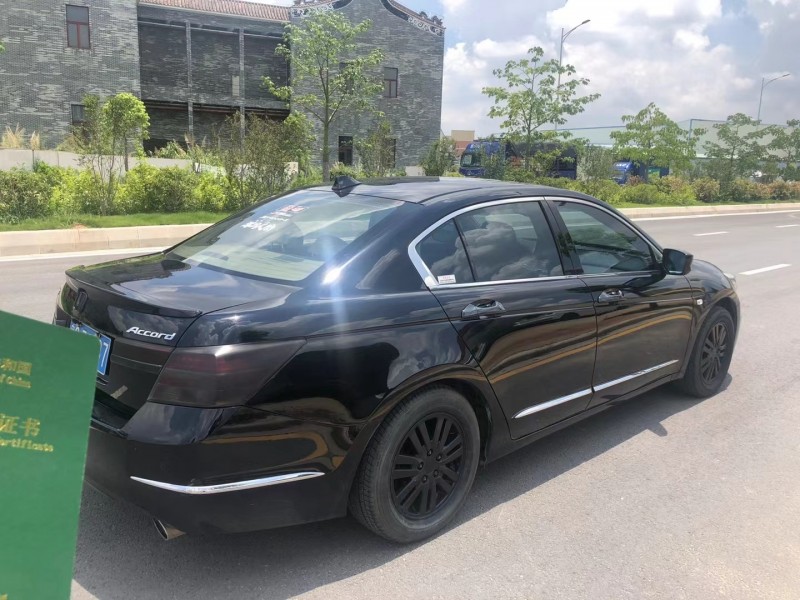 广州13年本田雅阁9