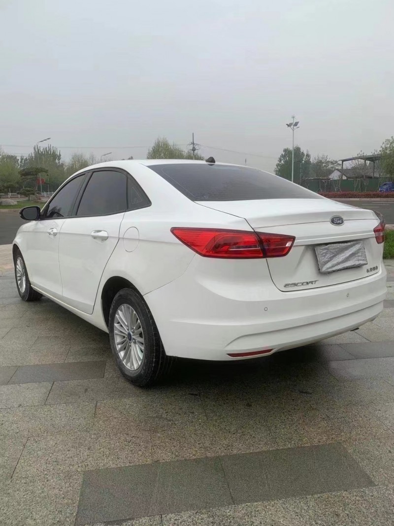 枣庄18年福特福睿斯2